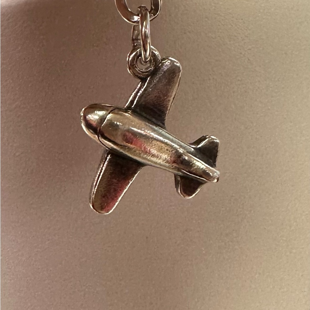 James Avery